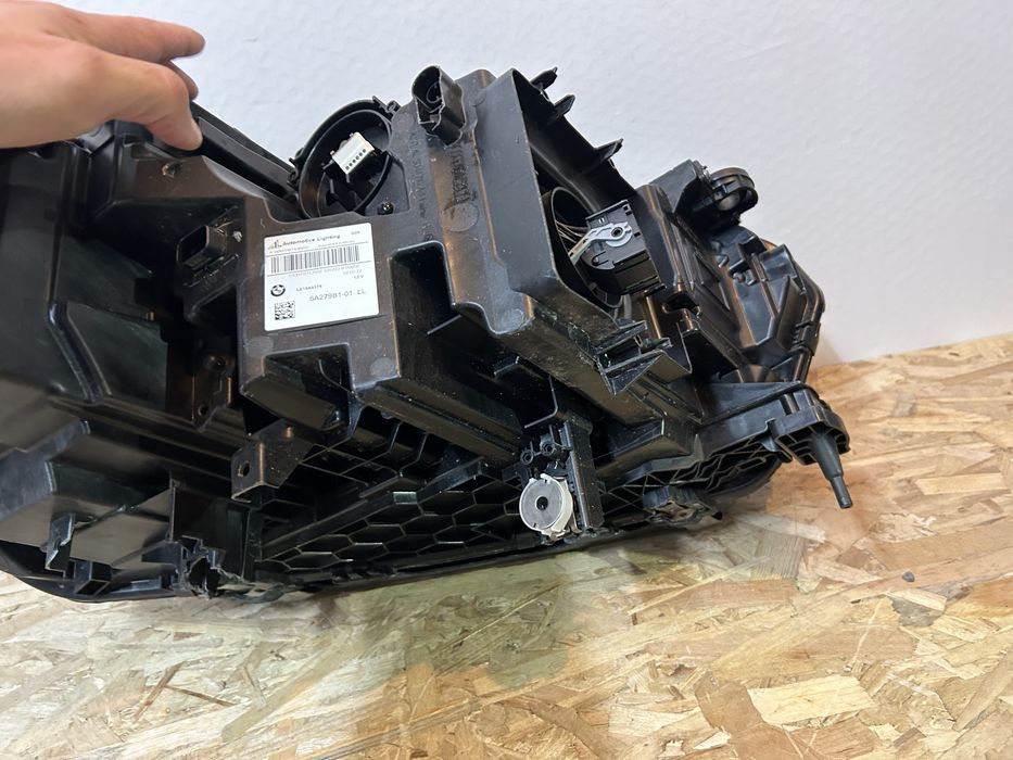 Far faruri bmw X5 G05 X6 G06 laser shadow line stanga