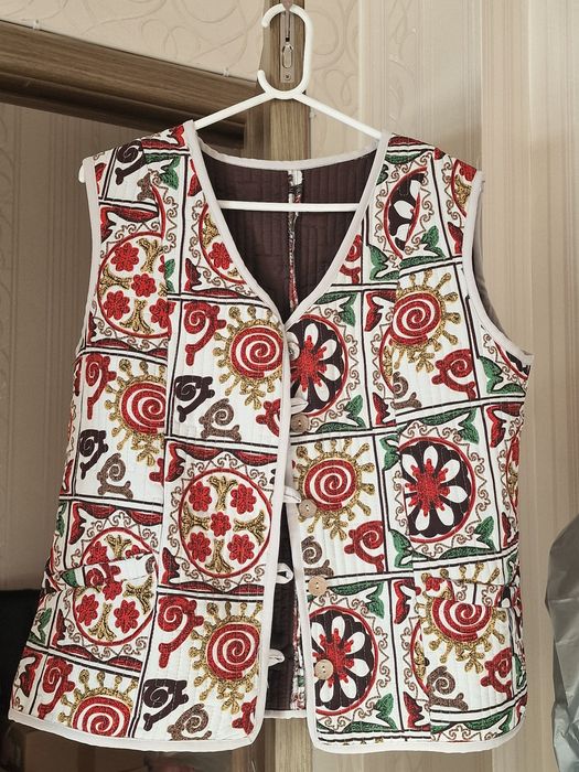 Жилет под фольклор