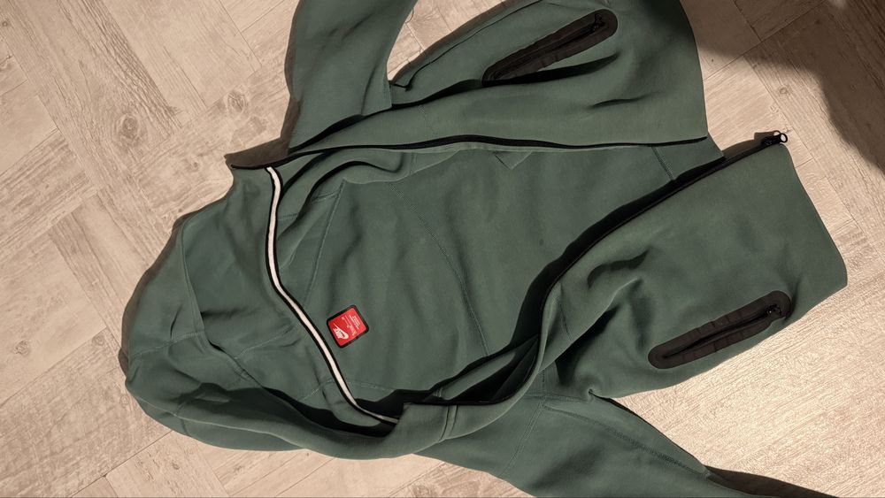 Зелена nike tech (детско)