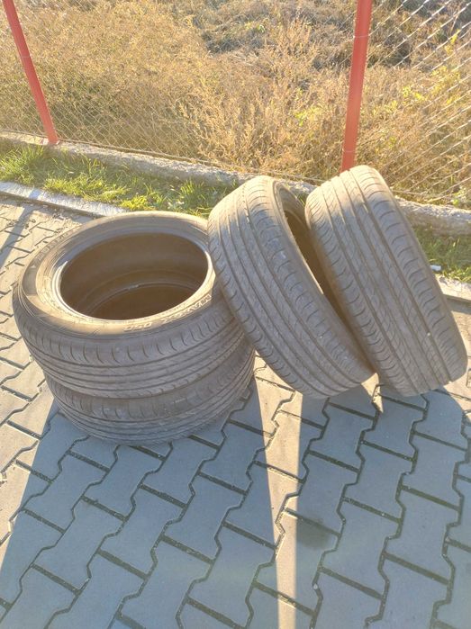 Anvelope de vară Dunlop 235x60 R18 103 H