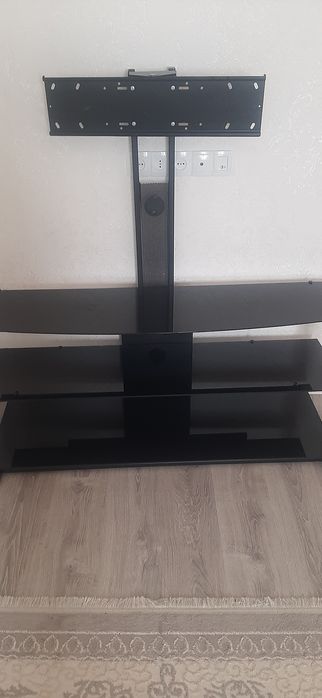 Потставка под телевизор