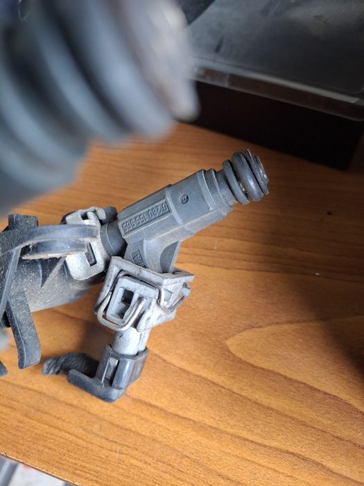 Rampă injectoare Opel Corsa C  Astra G 1.2 Z12XE