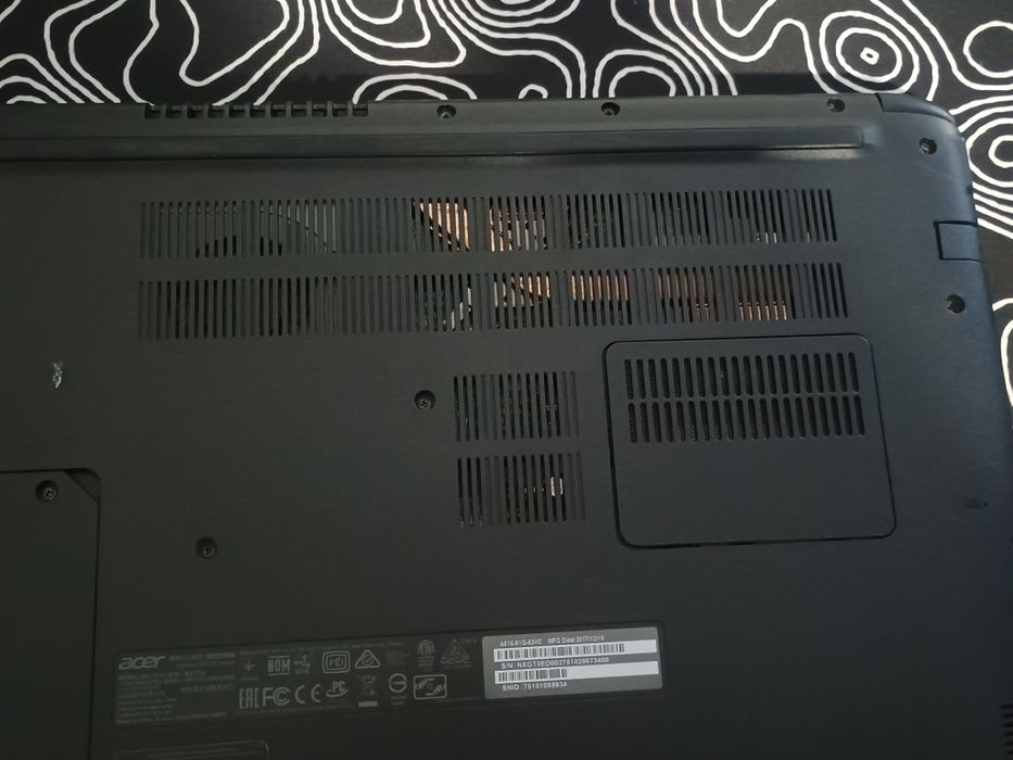 Acer Aspire 5 A515-51G-53VC – i5 8250U • 12GB RAM • SSD 120GB •  MX150