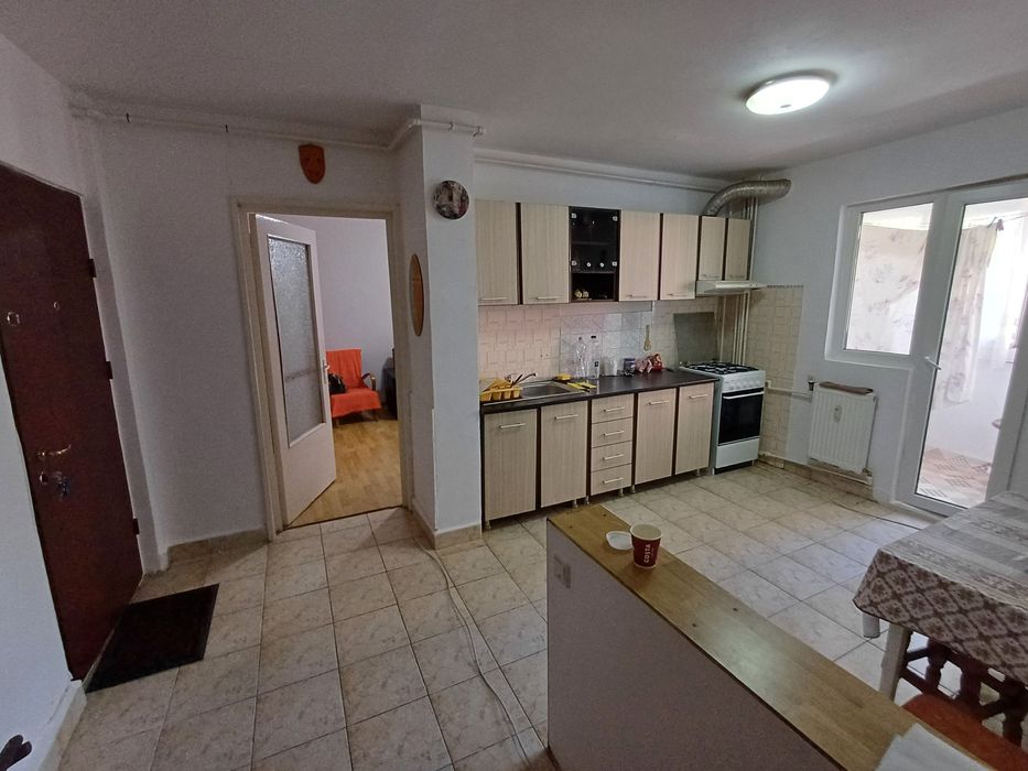 Apartament 2 camere, 3/8, Rahova, proprietar
