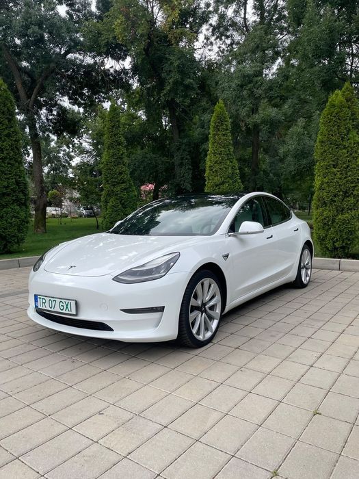 Tesla Model 3 Tesla Model 3 AWD Dual Motor Long Range TVA deductibil