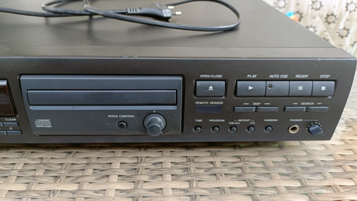 CD Player Tascam CD 150