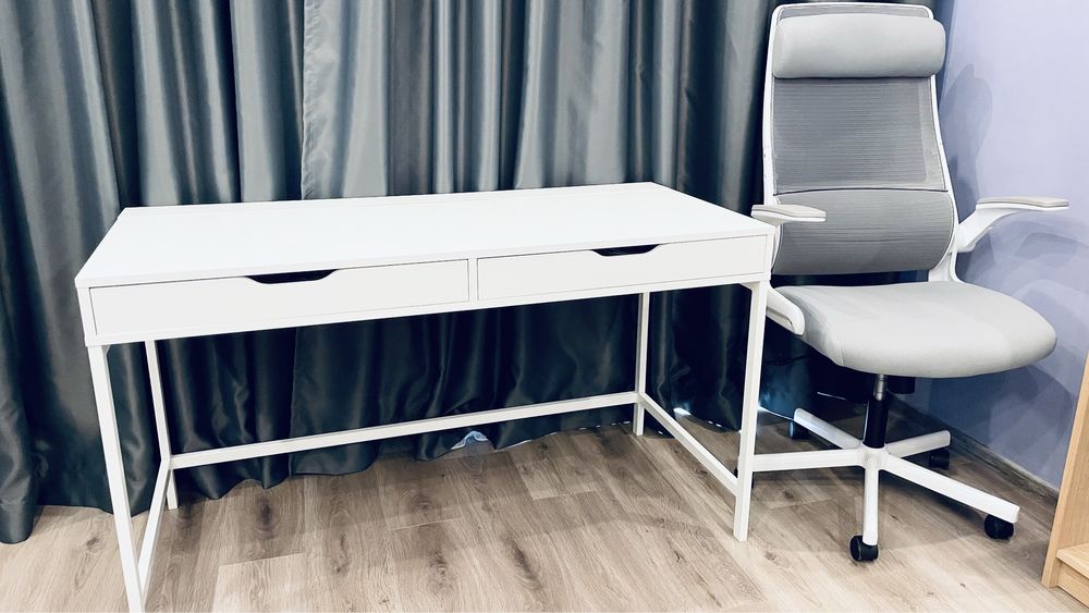 Офис Бюро ikea икеа