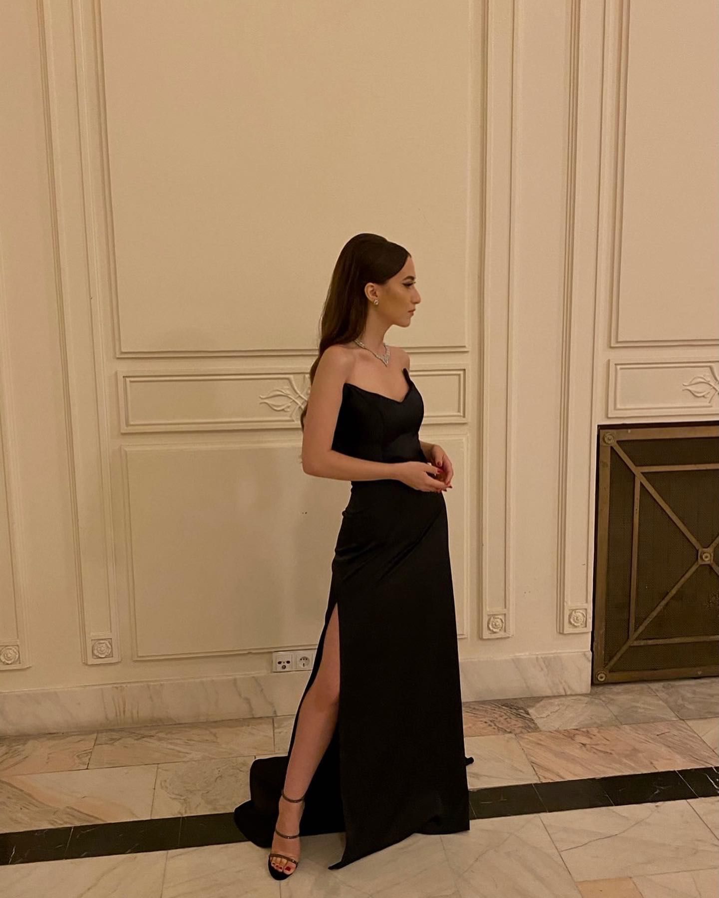 Rochie lunga, neagra