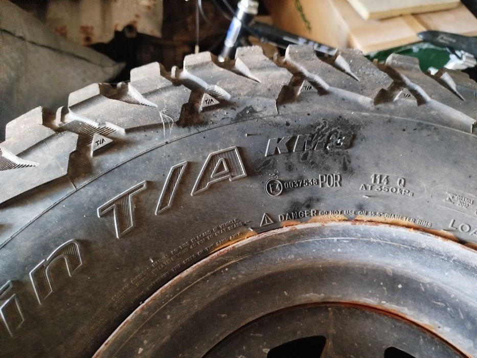 Гуми за джип 33х10.5х15 Bf Goodrich