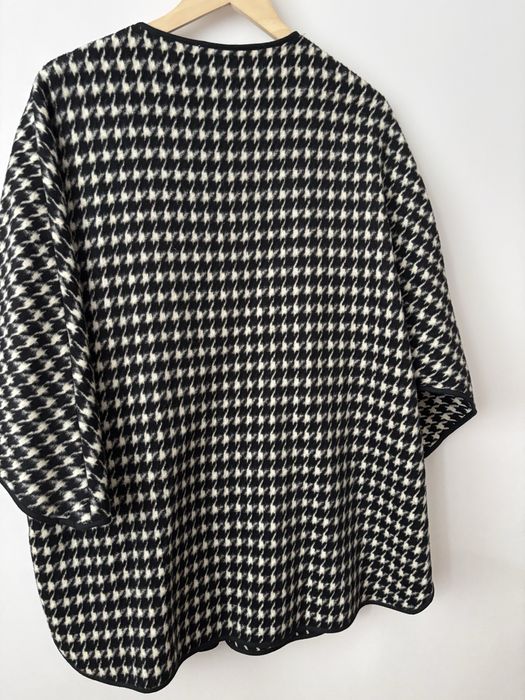 Пелерина MaxMara