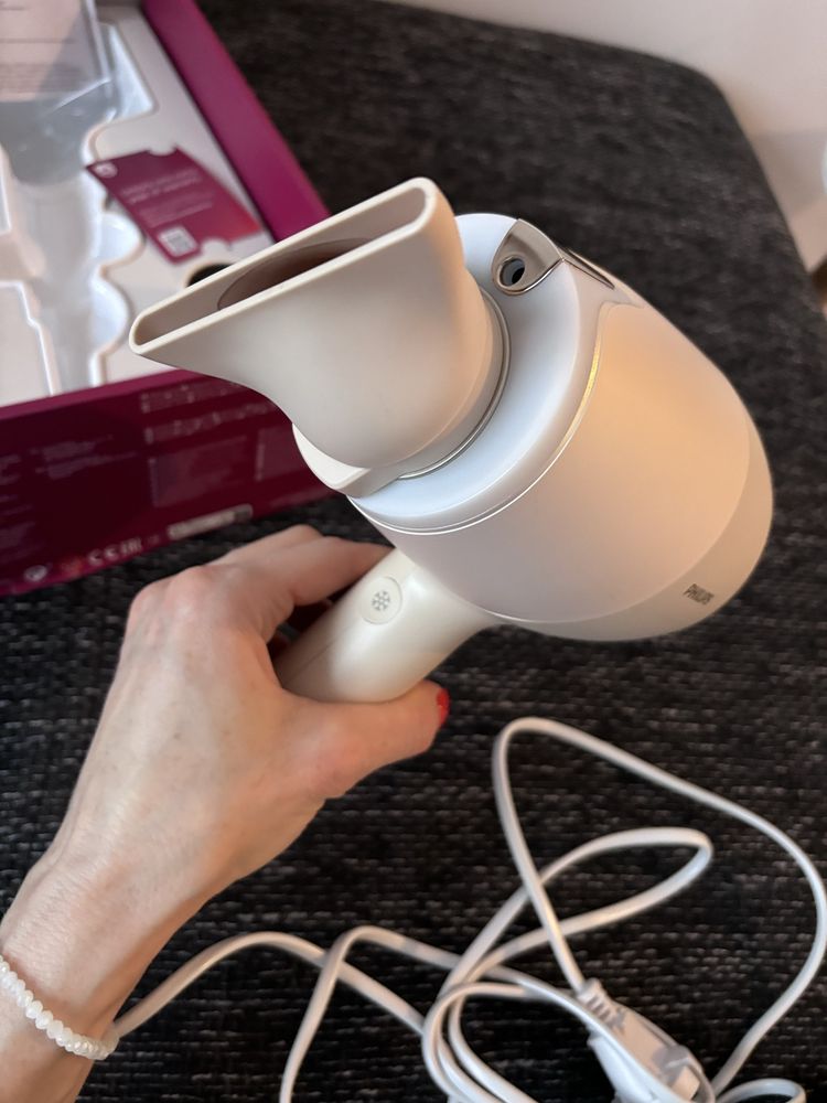 Сешоар Philips SenseIQ 9000