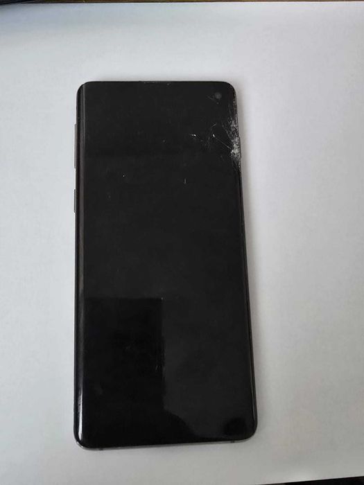 Samsung S10 - pentru piese - display spart (2 bucati)