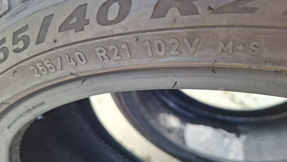 2buc 255 40 R21 Pirelli iarna  M+S cauciucuri anvelope ms 21
