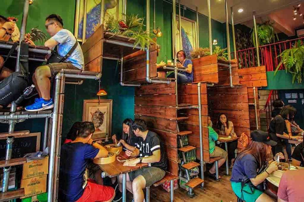 Caut investitor pt o sala de evenimente k pop arcade
