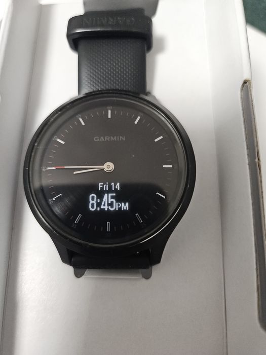 Vand smartwatch Garmin Vivomove 3