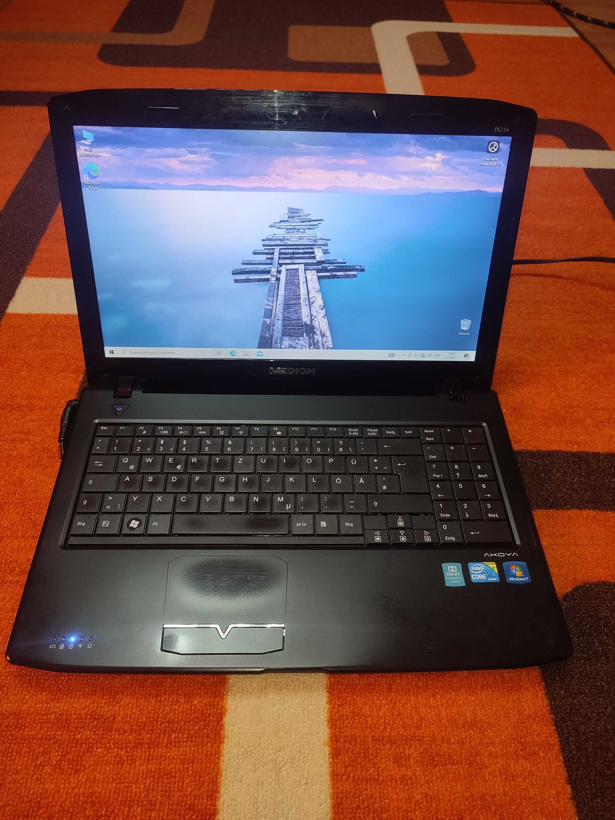 Лаптоп Medion Akoya 15.6 инча Intel Core i3