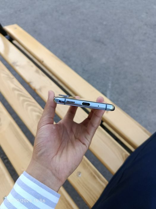 Samsung S20 Plus 5G 12/256 GB. IMEI roʻyxatdan oʻtgan