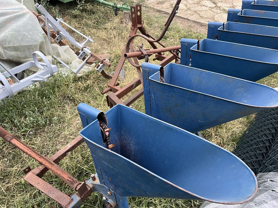 Сеялка за чесън 6 редова