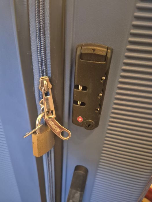 Куфар за багаж American Tourist