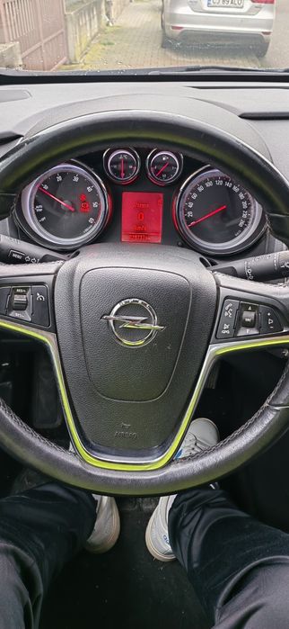 Vând Opel Astra J Sport Tourer 2.0 CDTI 165 CP Euro 5