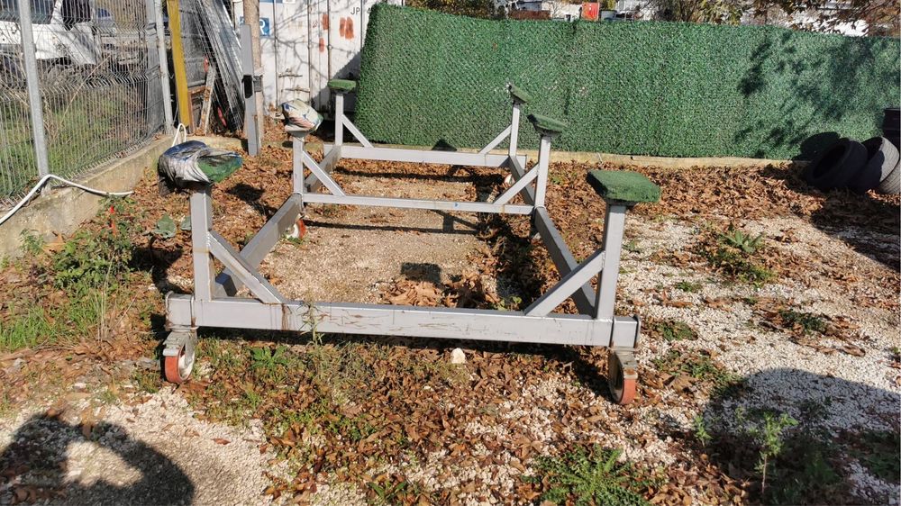 Стойка за лодка,яхта