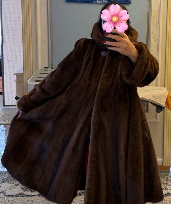 Норковая шуба-клеш
