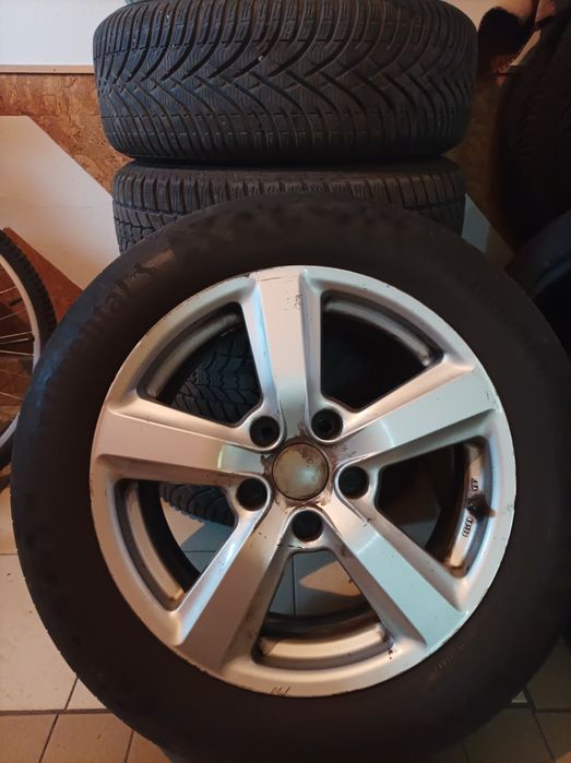 Гуми и джанти за лек автомобил