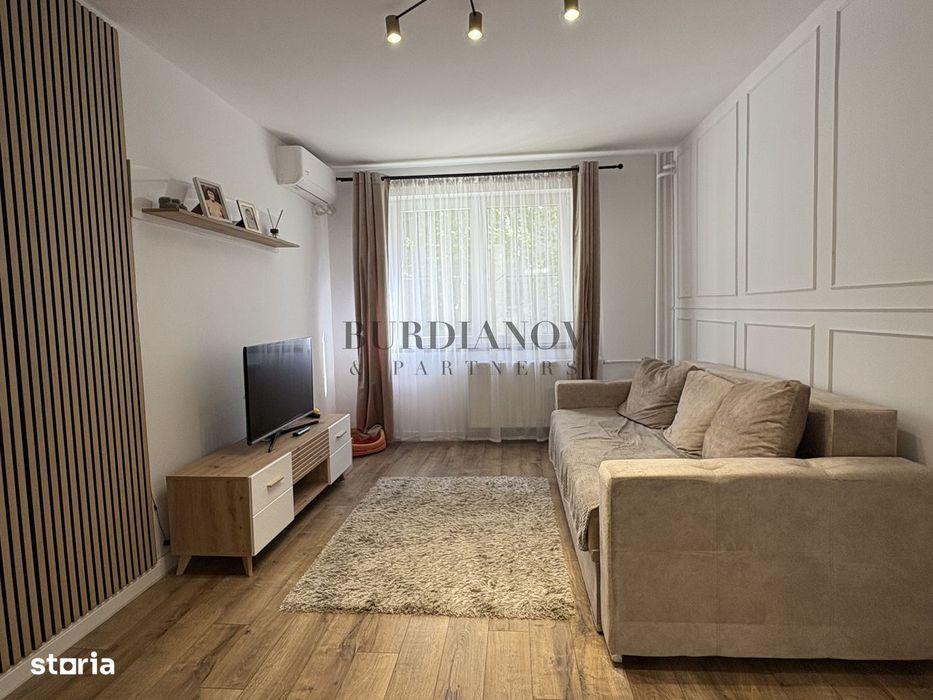 Apartament cu 2 camere de vânzare Metrou 1 Decembrie 1918 - Titan