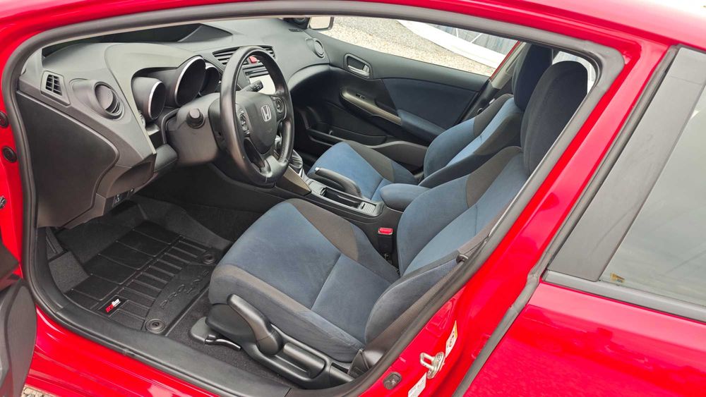 NAV/DVD/KAM/ШАМПИОН 05-2010г/Двигател на Годината Civic