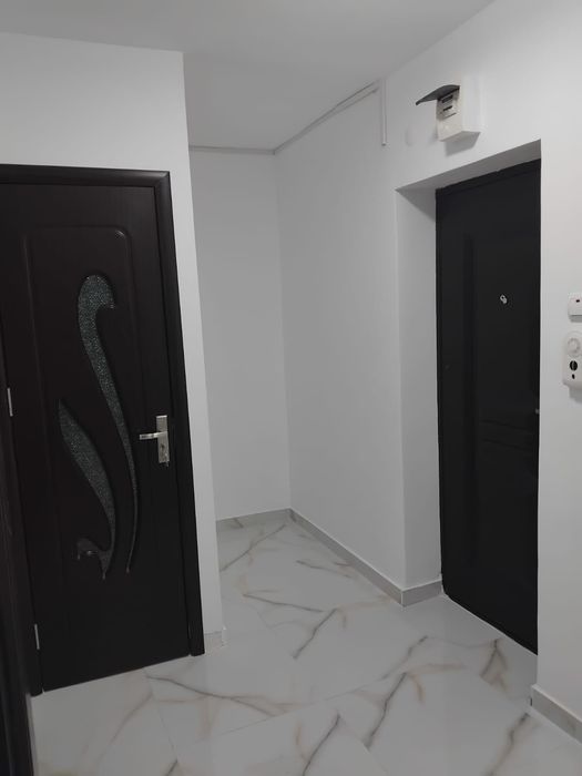 Apartament cu doua camere la parter