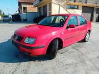 De vanzare bora 1.4 benzina clima trapa