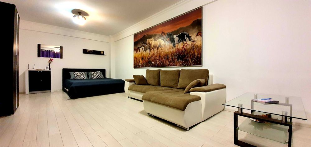 Apartament Mamaia centru Solid Residence cu parcare