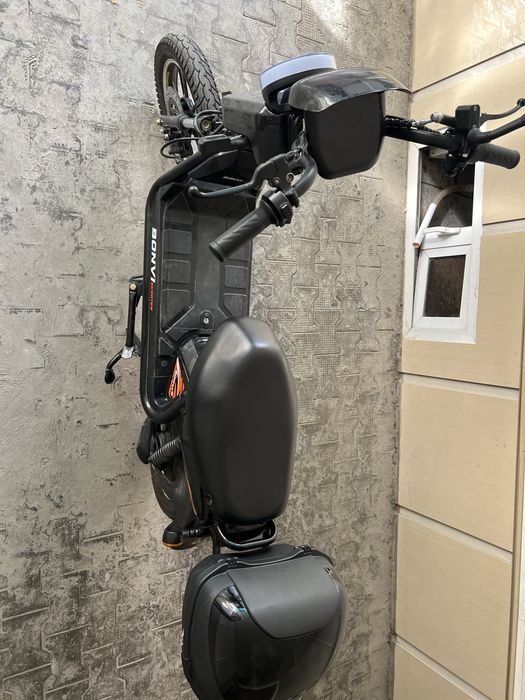 Скутер электронный