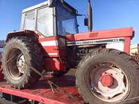 Dezmembrez Tractor International 955