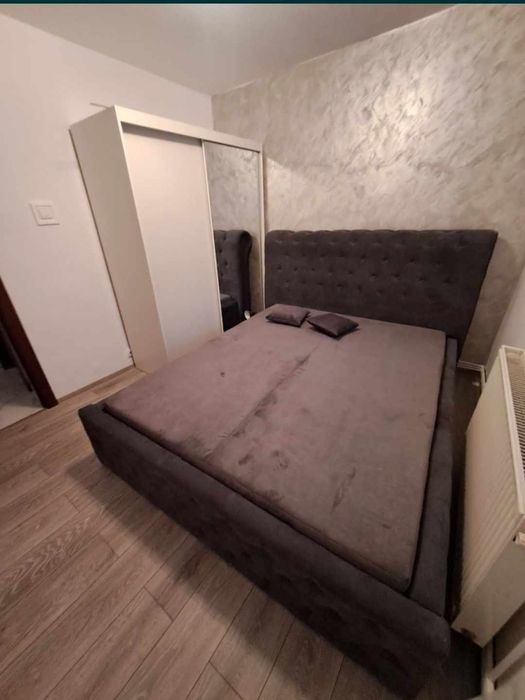 Vand apartament 3 camere etaj 2