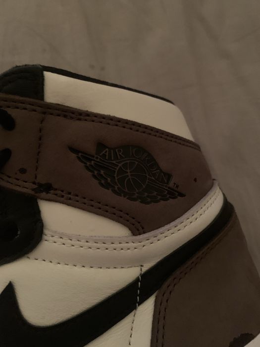 Jordan 1 darck mocha