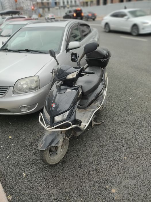 Продам М8 срочно