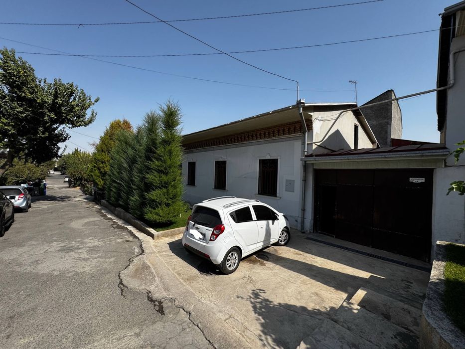 срочно продаётся дом участок в центре города