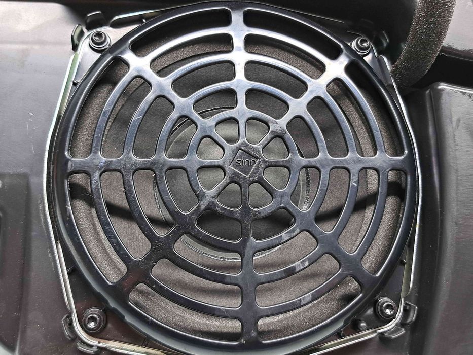 Subwoofer Audi A4 (8K5, B8) Avant [Fabr 2008-2015] 8T8035382