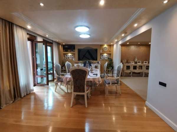Продава се Четиристаен апартамент в Пловдив, Кършияка - 315 кв.м за 2000 €/кв.м - Снимка #4