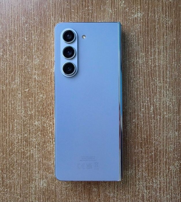 Vând/schimb  Samsung Galaxy Z Fold 5 512GB