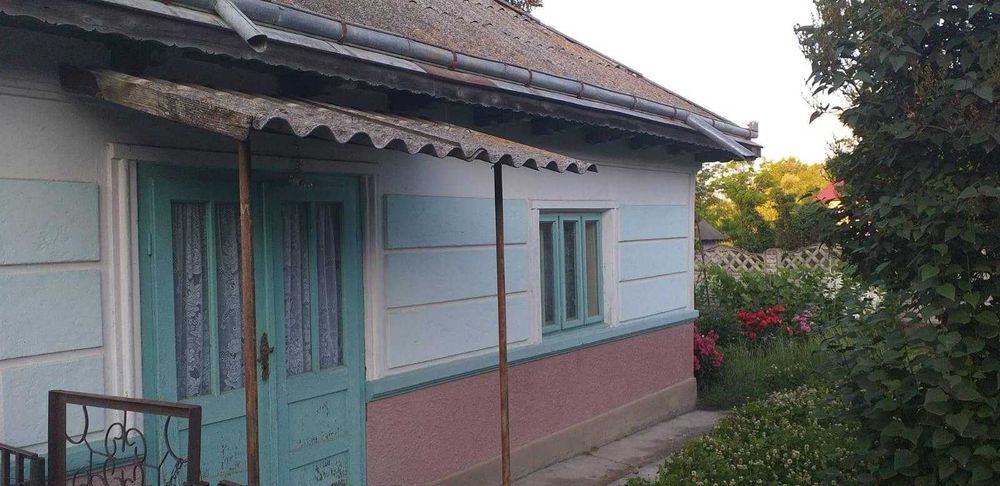 Vand casa cu teren intravilan 7347 mp Stolnicieni Prajescu-Iasi