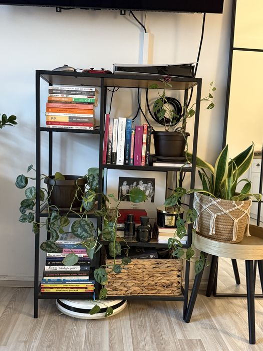 Etajeră TRAPPEDAL Jysk