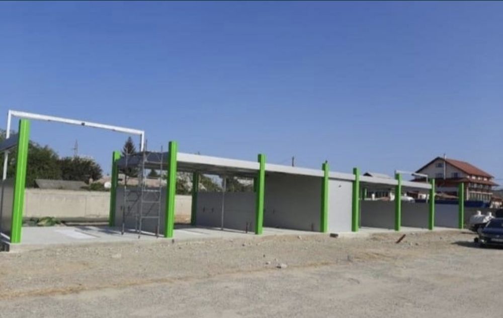 Vand spalatorie auto self  totul la cheie 4 boxe