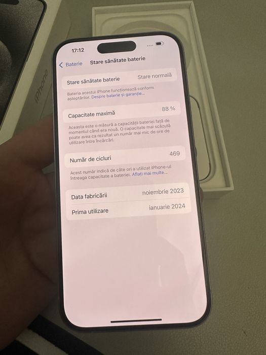 iPhone 15 Pro alb impecabil, 128 GB, baterie 88%, fără defecte
