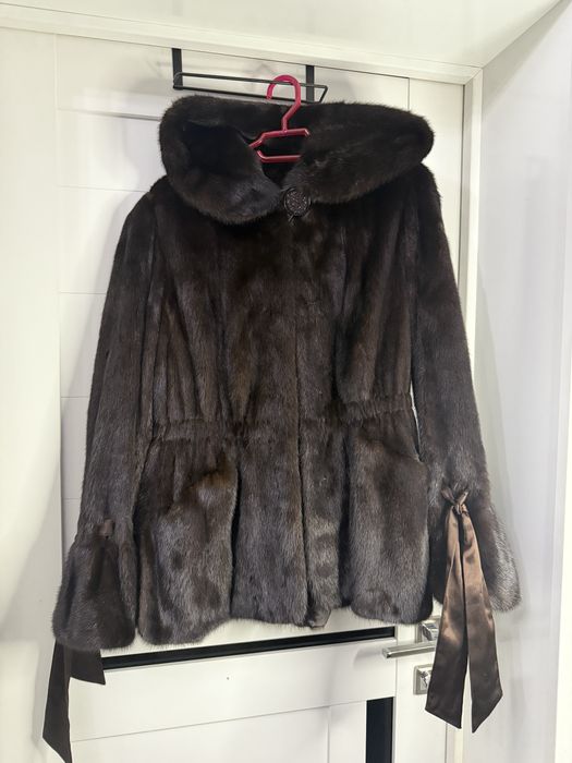 Продам норковую шубу