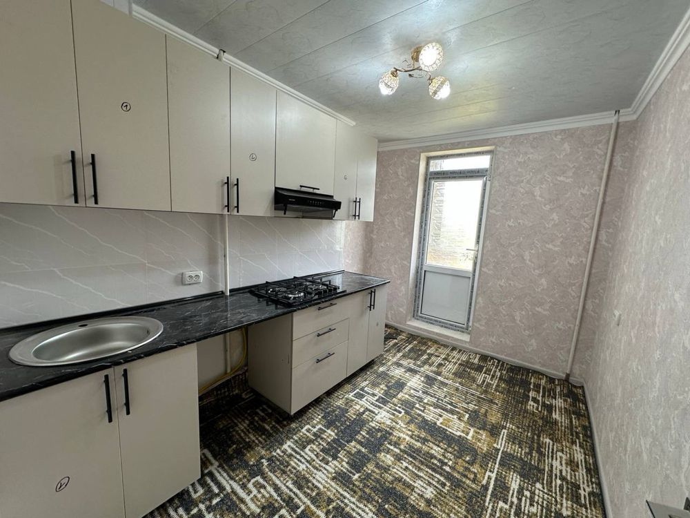 Продается 3 ком. Квартира площадью 70 кв.м. По ул. Беруни