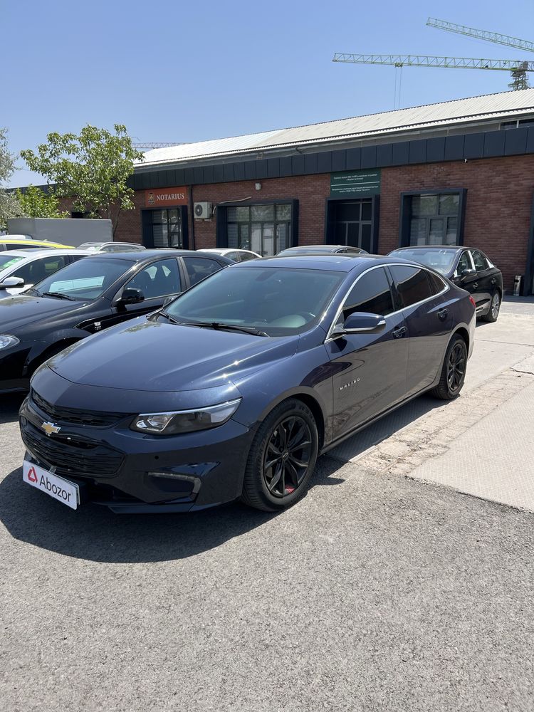 Malibu 2 2L turbo 2018 Yil 74.000 km prabeg dark moon blue