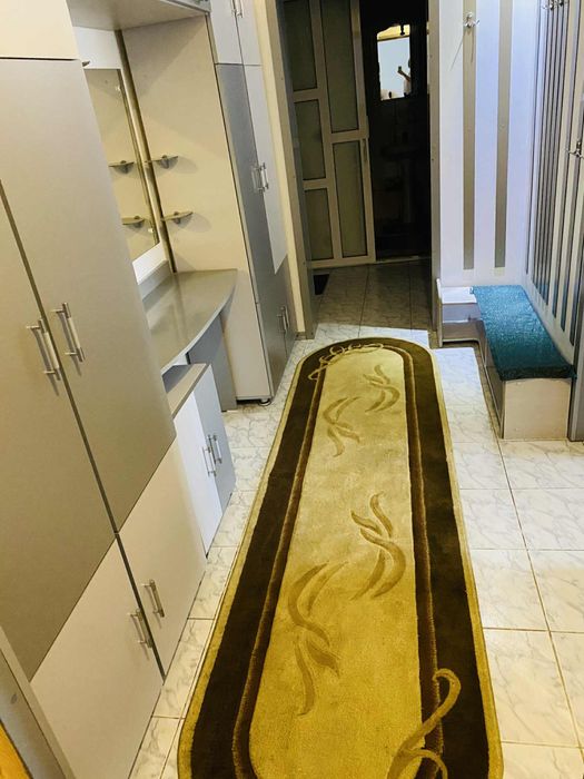 Vand apartament 2 camere