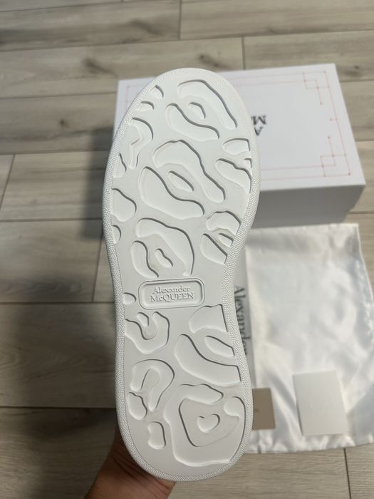 Alexander McQueen nr.40